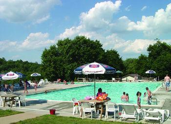 Circle M Rv & Camping Resort - Caravan Park Millersville エクステリア 写真