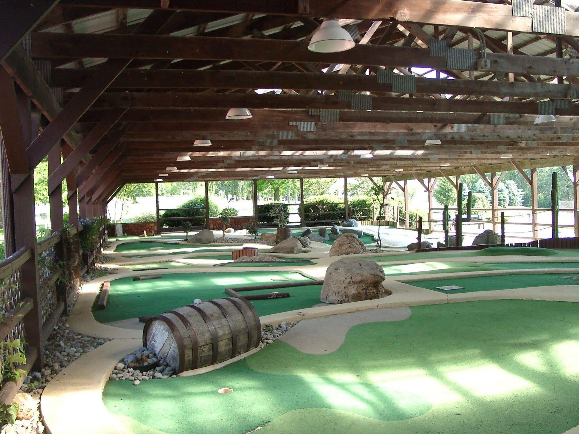 Circle M Rv & Camping Resort - Caravan Park Millersville エクステリア 写真