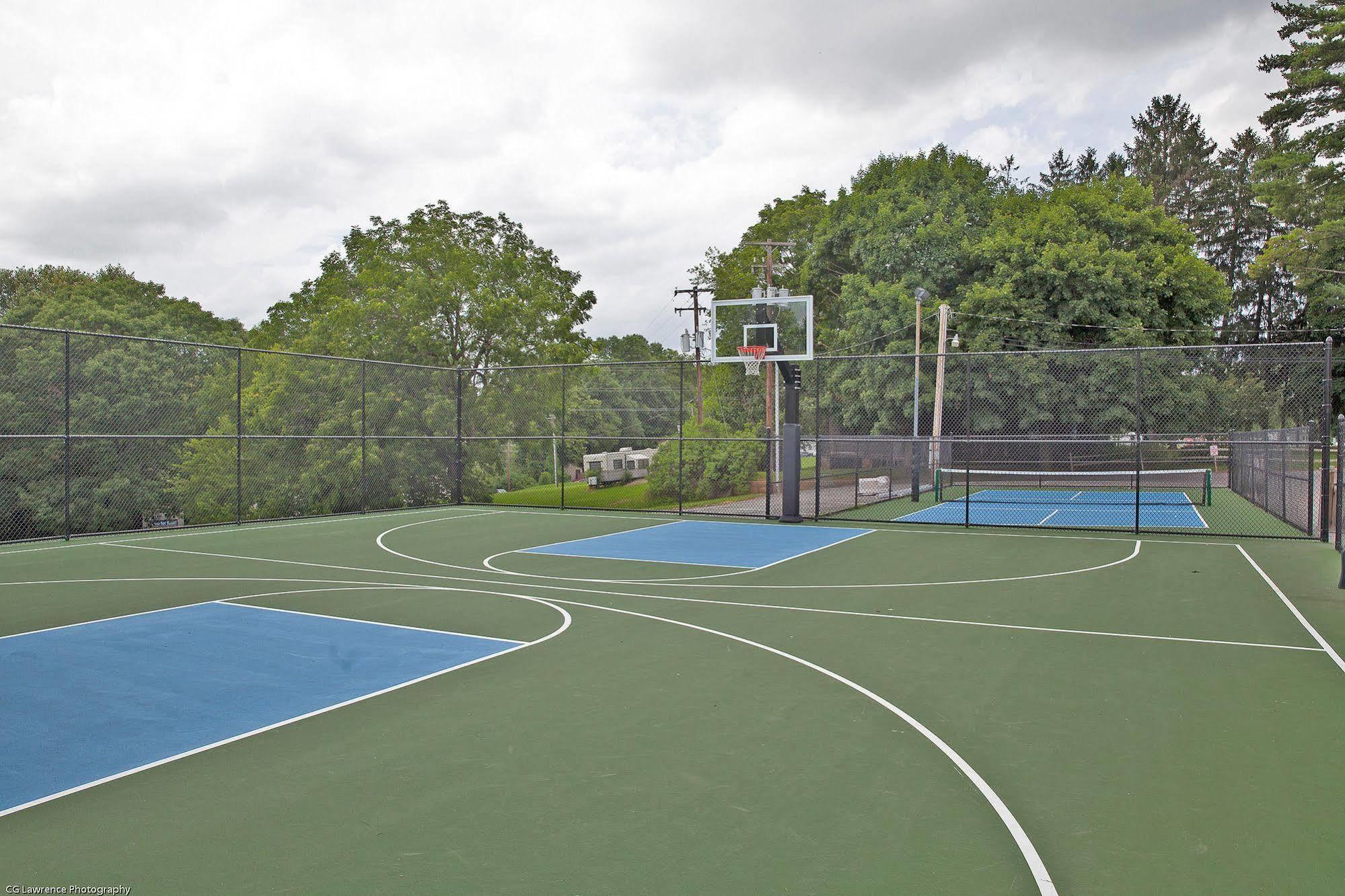 Circle M Rv & Camping Resort - Caravan Park Millersville エクステリア 写真